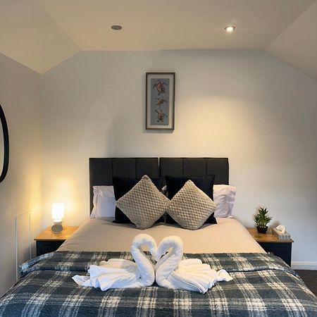 Cosy Countryside Stay- Waters Upton, Telford Exteriör bild