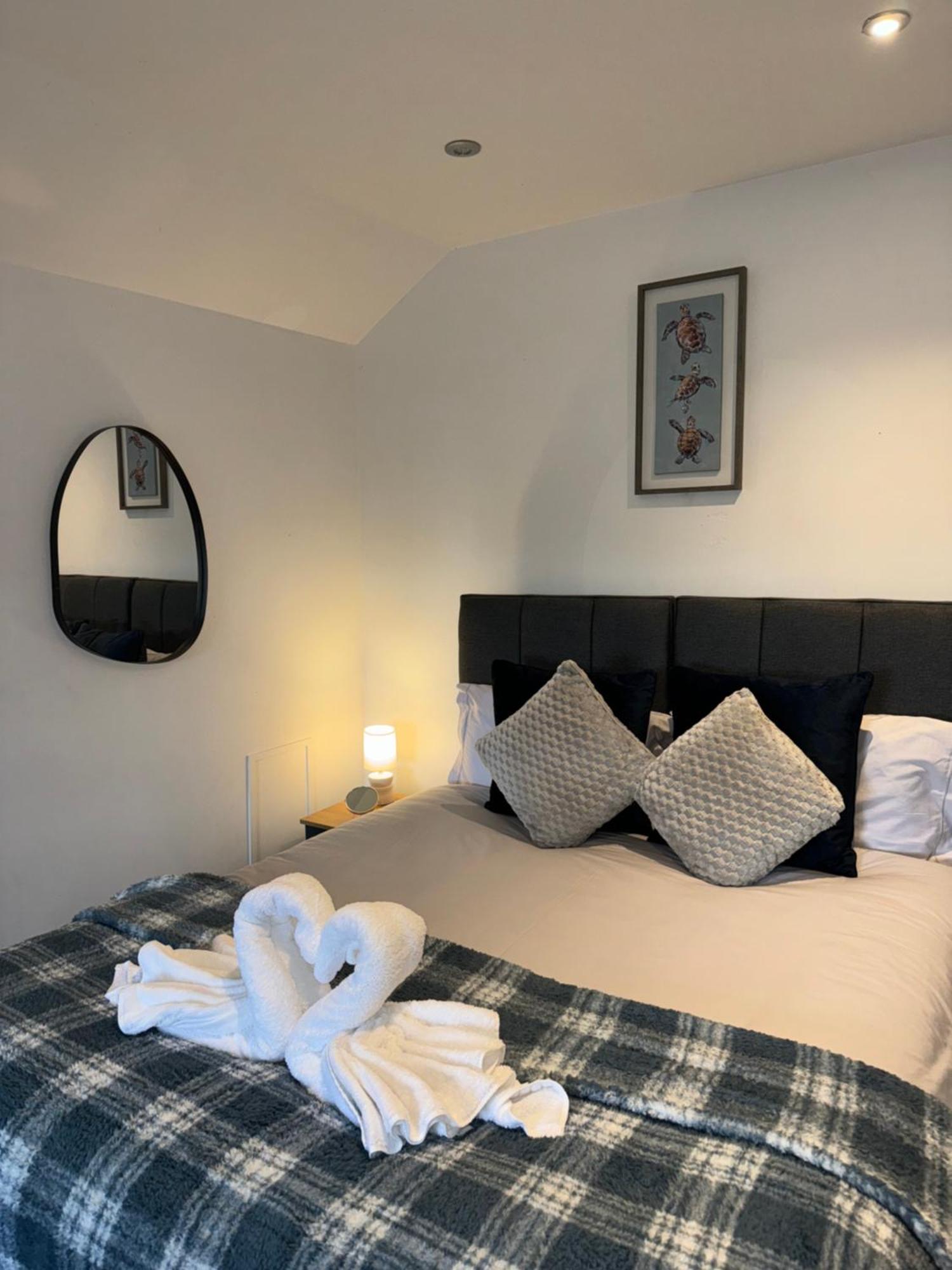 Cosy Countryside Stay- Waters Upton, Telford Exteriör bild